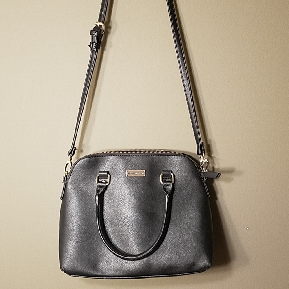 NEW YORN INTERNATIONAL BAG